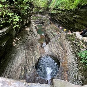 Meet your Posher, Asta